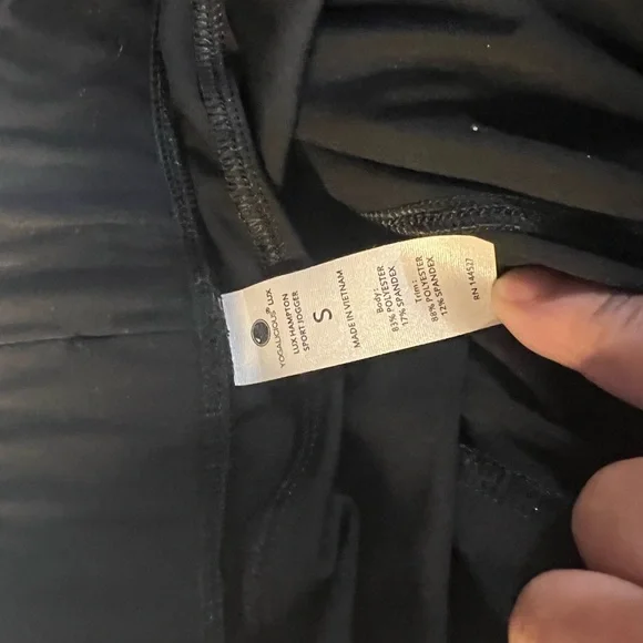 Yogalicious Women's Black Leggings - Picture 3 of 5